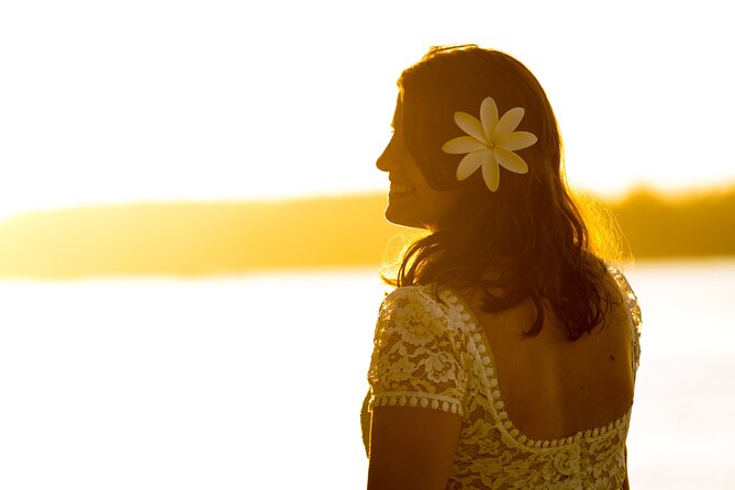 Professional Photo Shooting in Moorea, unique session adapted - The transport and group details that affect value