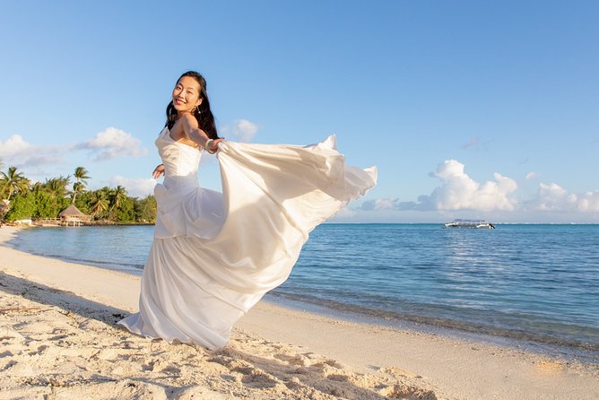 Romantic Photo-Shoot at Matira Beach - What happens at Plage de Matira