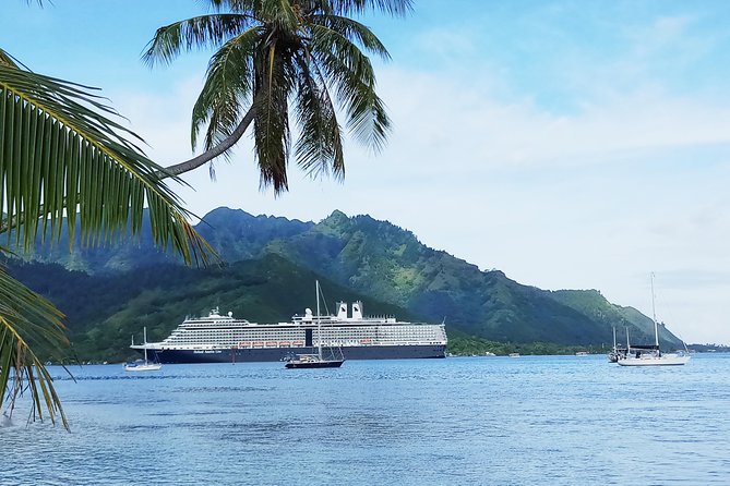 Scenic Shopping Tour from cruise ship - Toatea Lookout and the final photo stop