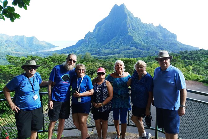 Scenic Shopping Tour from cruise ship - Who will get the most from this outing