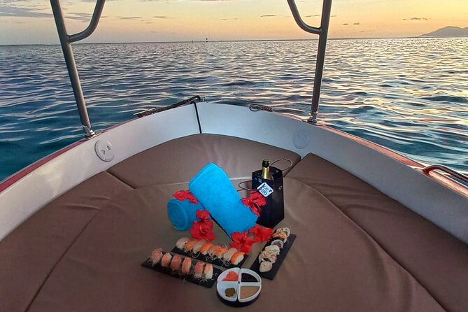 Sunset Cruise in Tahiti - Who Will Enjoy This Most?