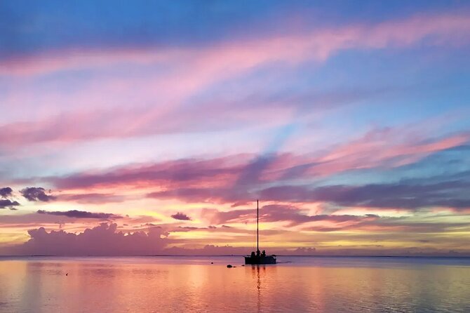 Sunset sailing - Snorkeling with rays, sharks, turtles, and fish