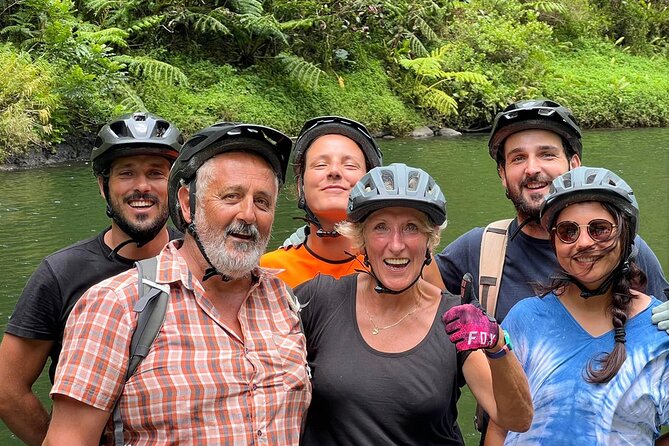 Tahiti excursion adventure circuit MTB MTB E-Bike private valley - Climbing through Titaaviri Valley