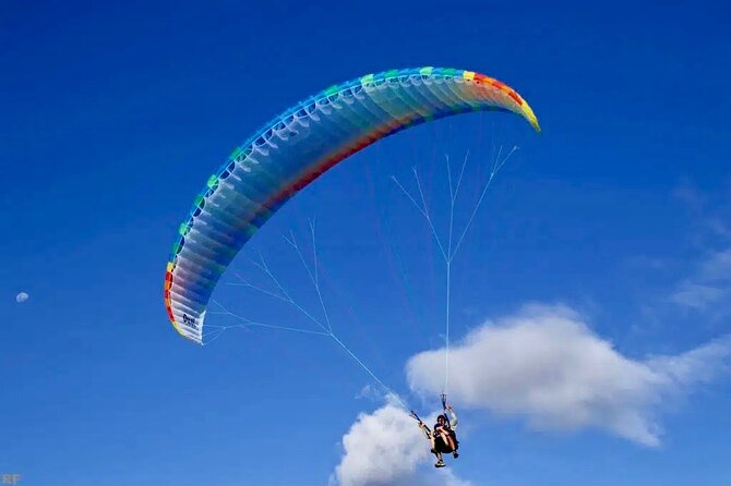 Tahiti: Full Day Tour with Parachute or Paragliding EN - Pointe Venus, lighthouse, and black sand