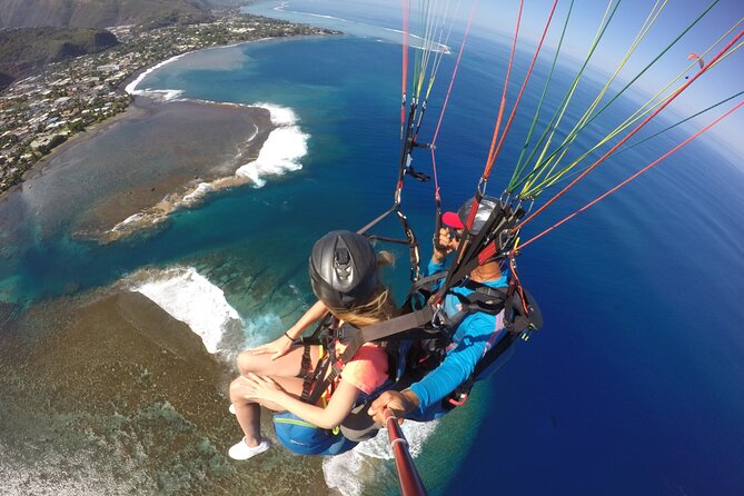 Tahiti: Full Day Tour with Parachute or Paragliding EN - Taharuu Beach and the west coast
