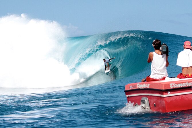 Taxi Boat to Watch the Teahupoo International Surfing Competition - Why Teahupo’o is worth seeing from a boat