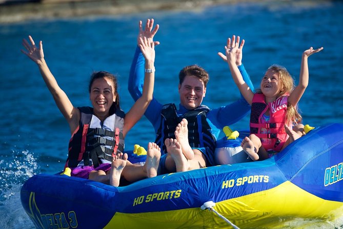 Toa Boat Bora Bora Private Lagoon tour with Lunch On Majestic Pontoon Boat - Snorkeling with sharks and stingrays