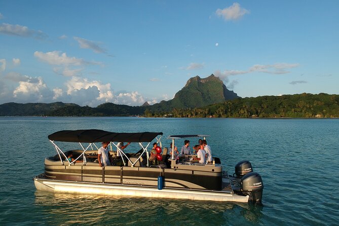 Toa boat Bora Bora Private Sunset On Entertainer Bar Boat - What The Two Hours Feel Like