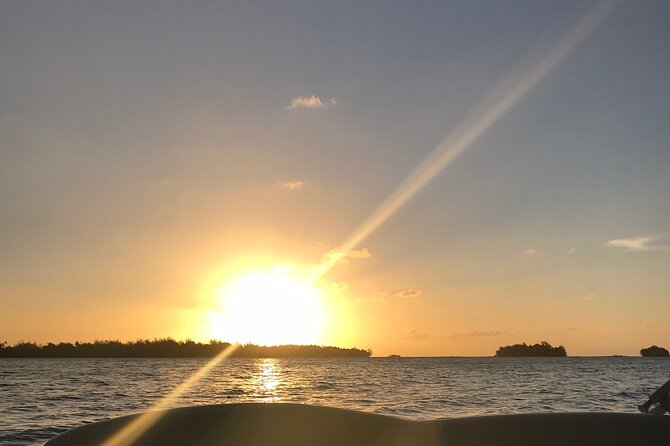 Toa boat Bora Bora Private Sunset On Entertainer Bar Boat - Following Bora Bora’s Best Sunset Views