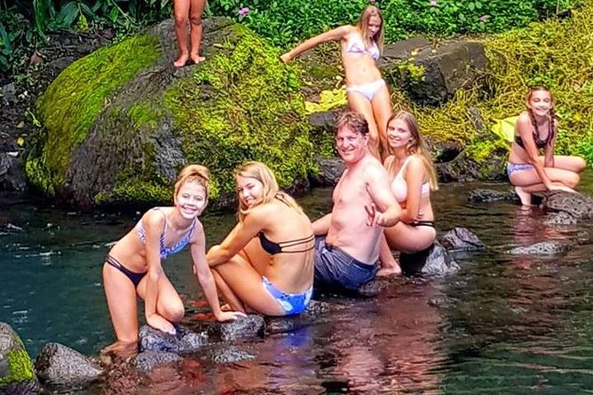 Unique Tahiti Tour - personalised, small group west coast tour - Paea: see the island beyond the postcard