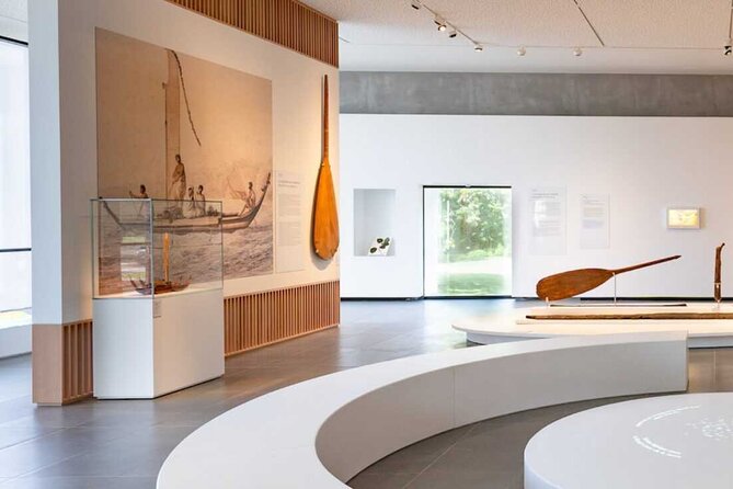 Visit of the Tahiti and her Islands Museum with a local guide. - Why this small museum visit matters in Tahiti