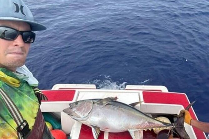 Wholesale Fishing in Poti Marara at Tahiti Teahupoo Peninsula - What the four hours feel like